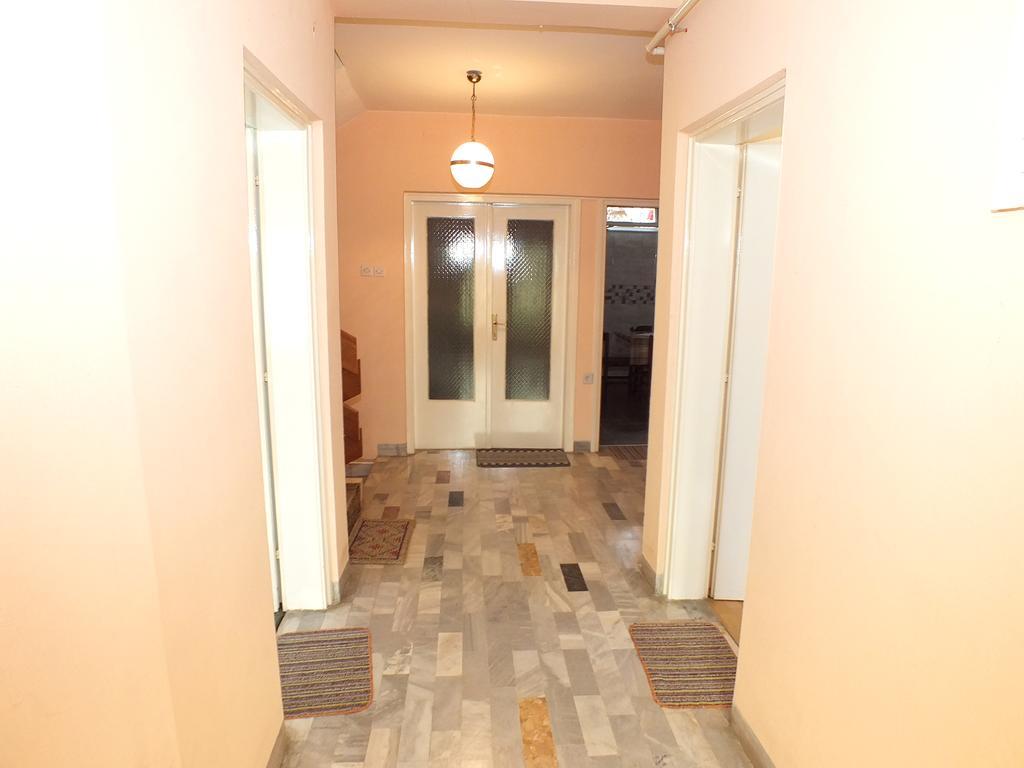 Biba Rooms Карловаць Екстер'єр фото