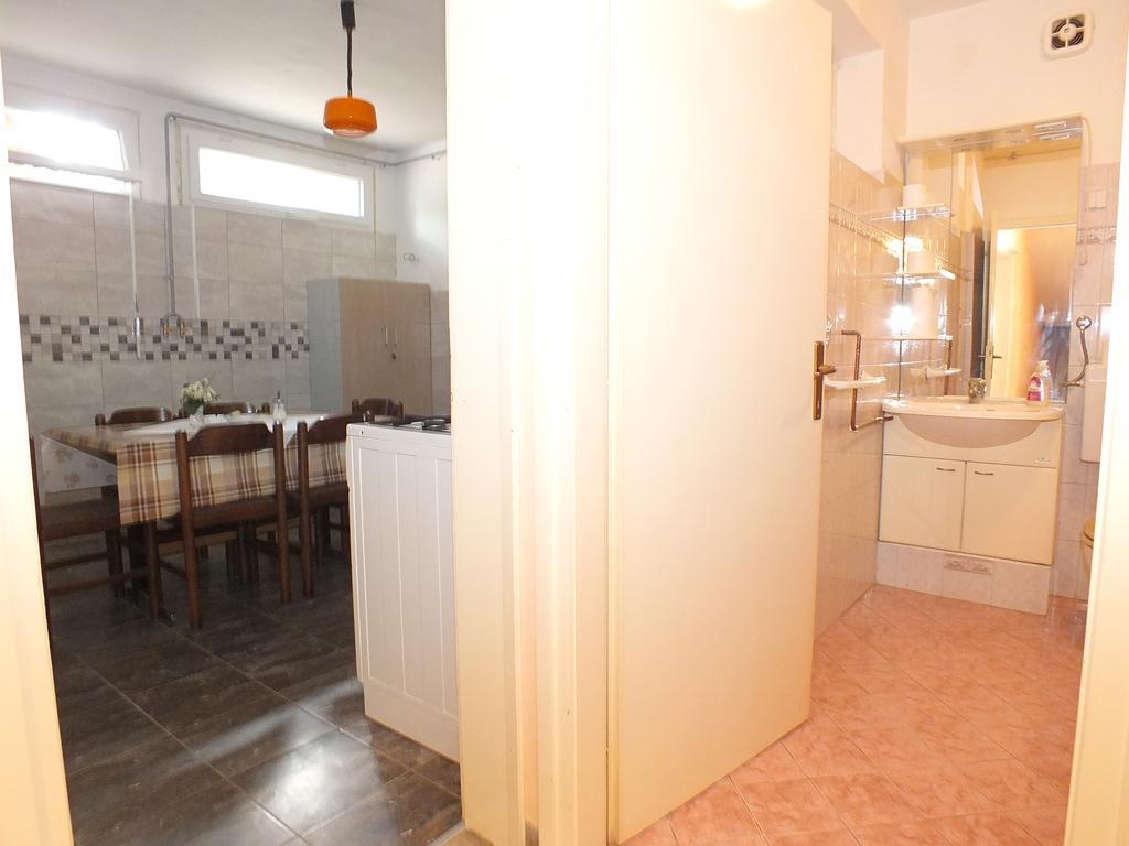 Biba Rooms Карловаць Екстер'єр фото