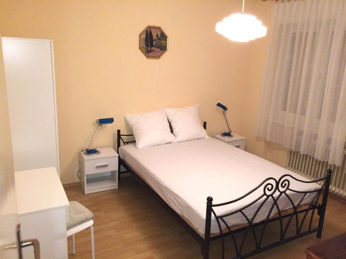 Biba Rooms Карловаць Екстер'єр фото